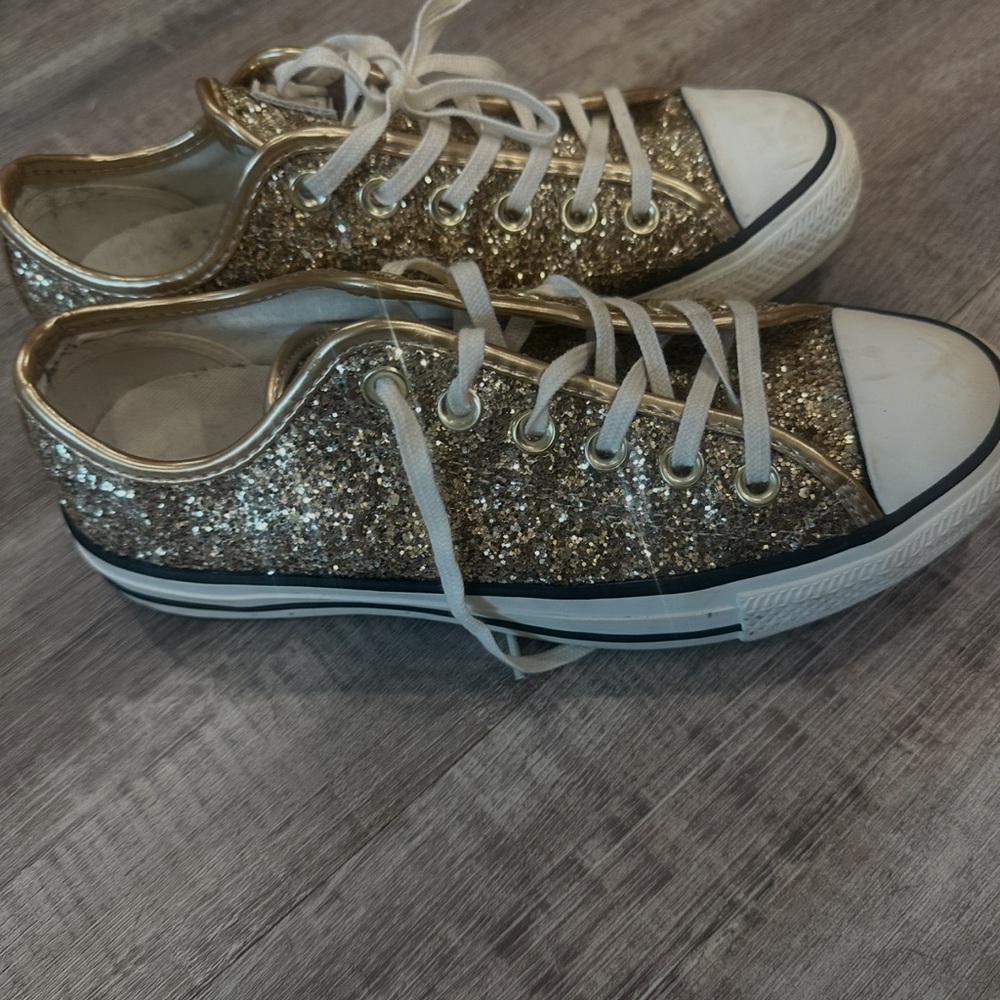 Worn 1 time! Perfect condition